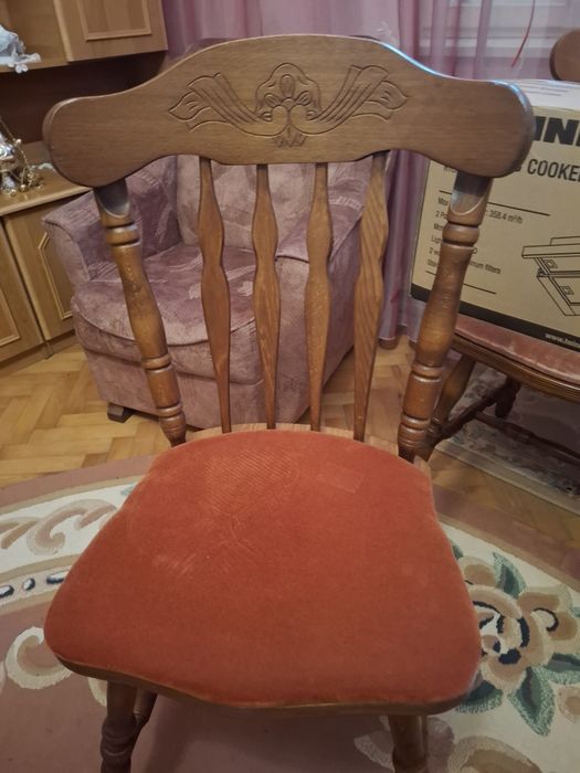 Vând masa lemn masiv