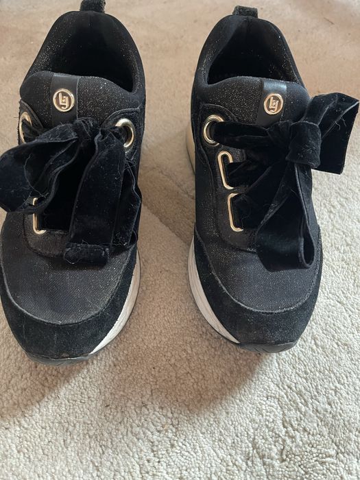 Lio Jo сникърси 37