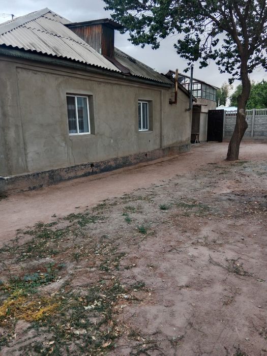 Продается дом в хорошем районе