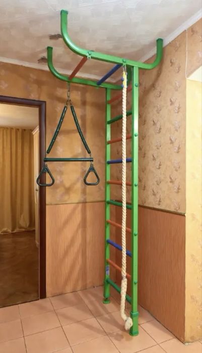 Продам шведскую стенку