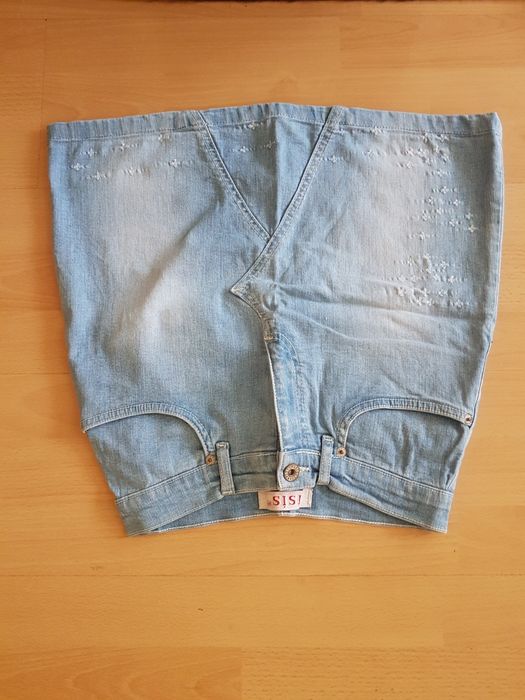 Дънкови, кожени поли и панталонче за момиченца