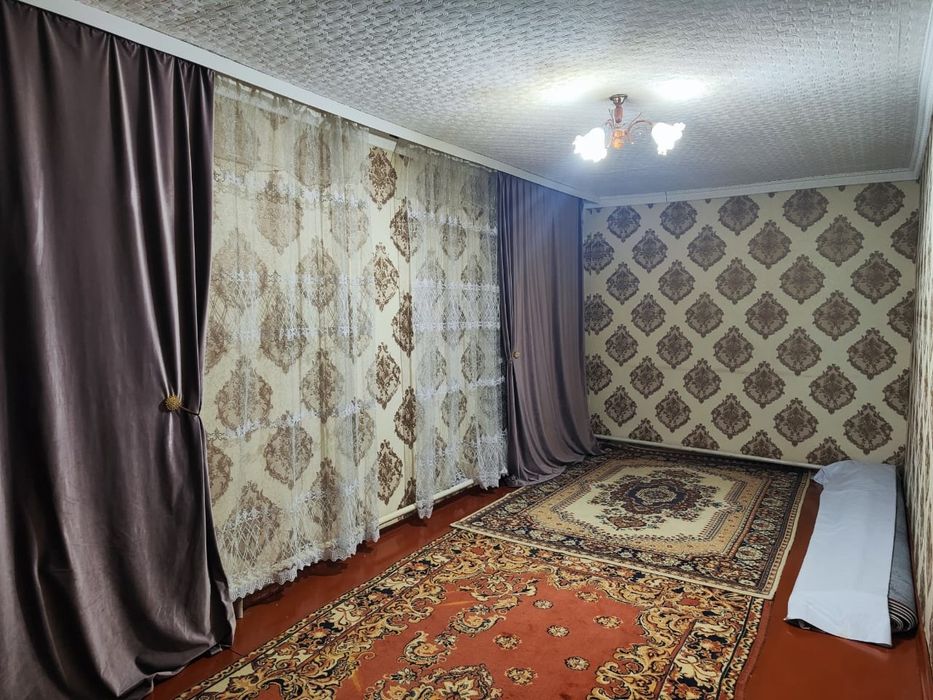 4 бөлмелі үй сатылады.