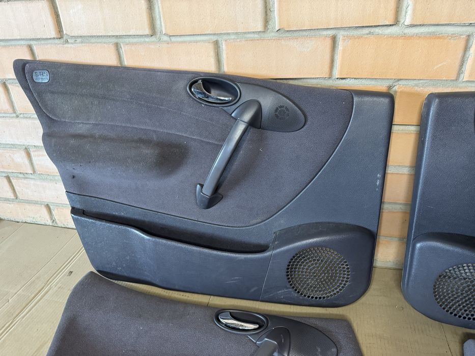 Дверные карты Форд Фокус 1