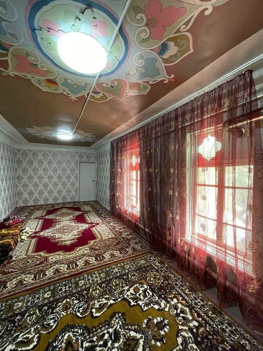 Шахардан ховли сотилади