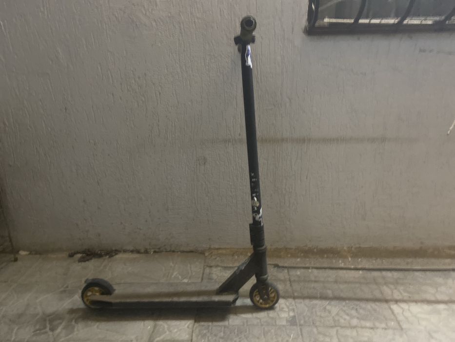 Продам сомокат трюковой