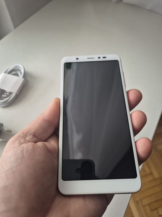 Telefon nou  android 9