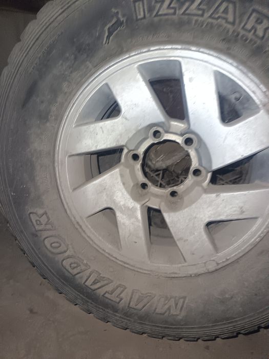 Запаска на митсубиси монтеро