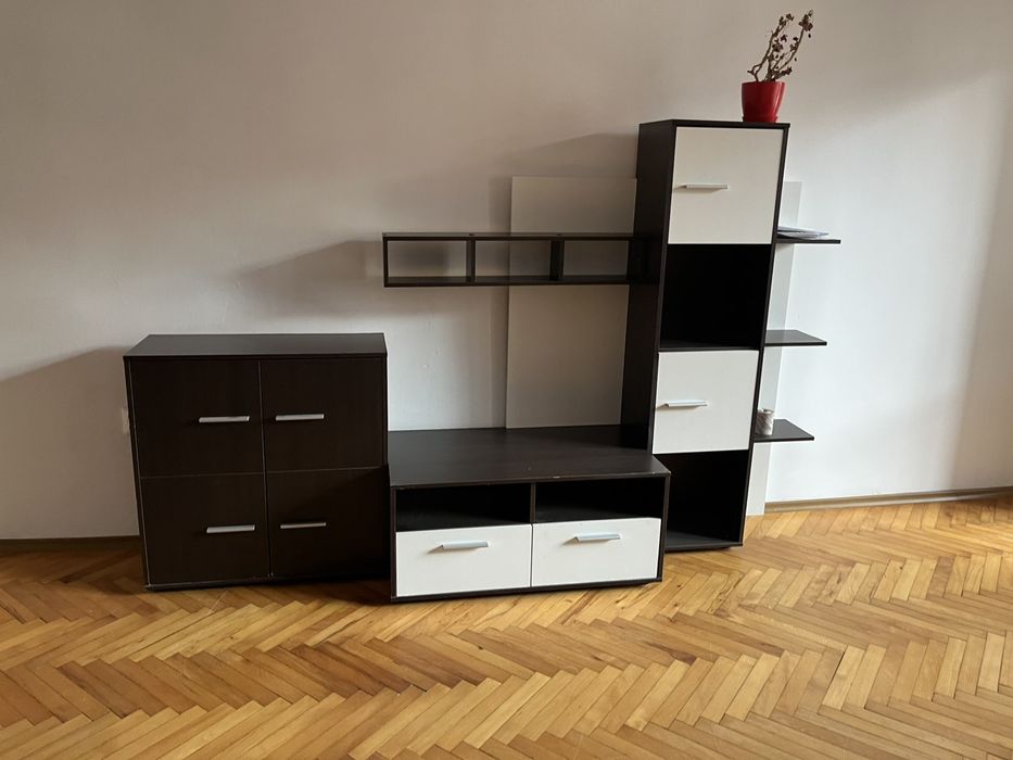 Дава се под наем Двустаен апартамент в Асеновград - 78 кв.м за 318.75 € - Снимка #1