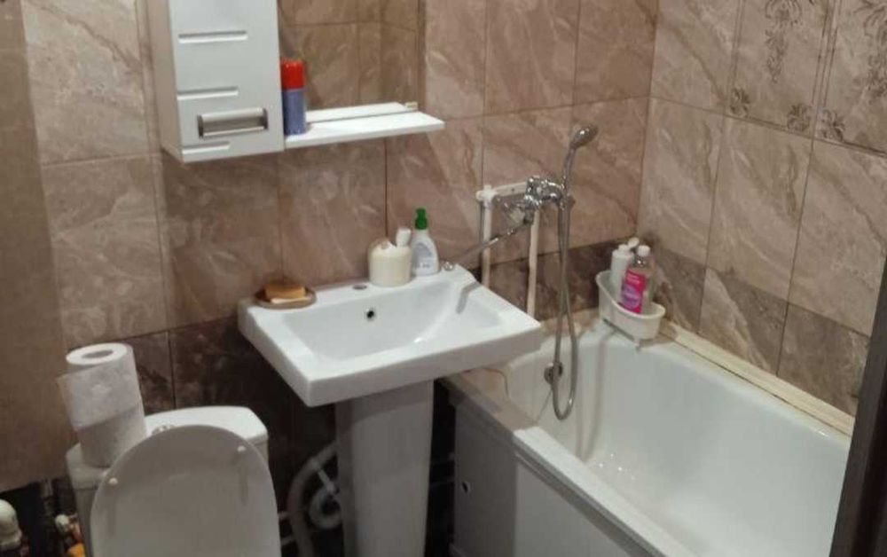 Сдаётся 1 ком. Район 4 мкр