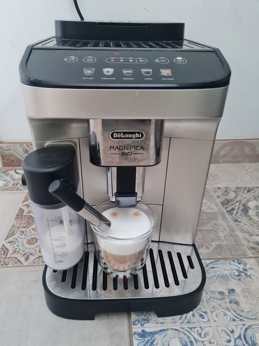 Espressor automat De'Longhi Magnifica Evo