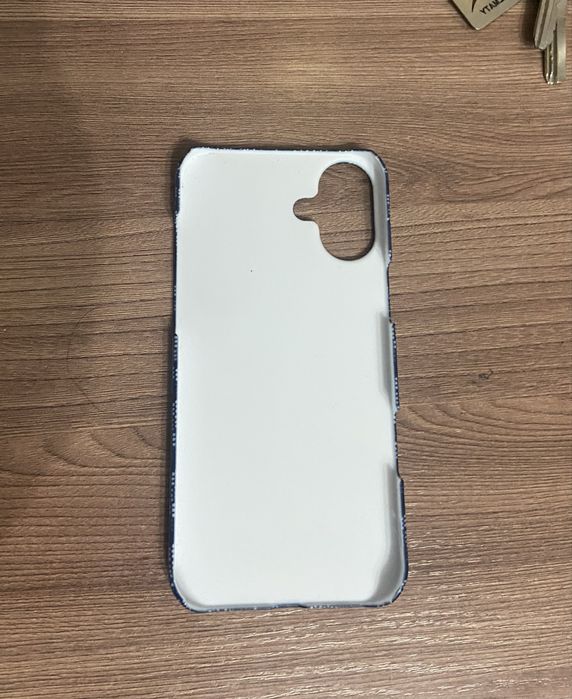 Чехол на Iphone 16+