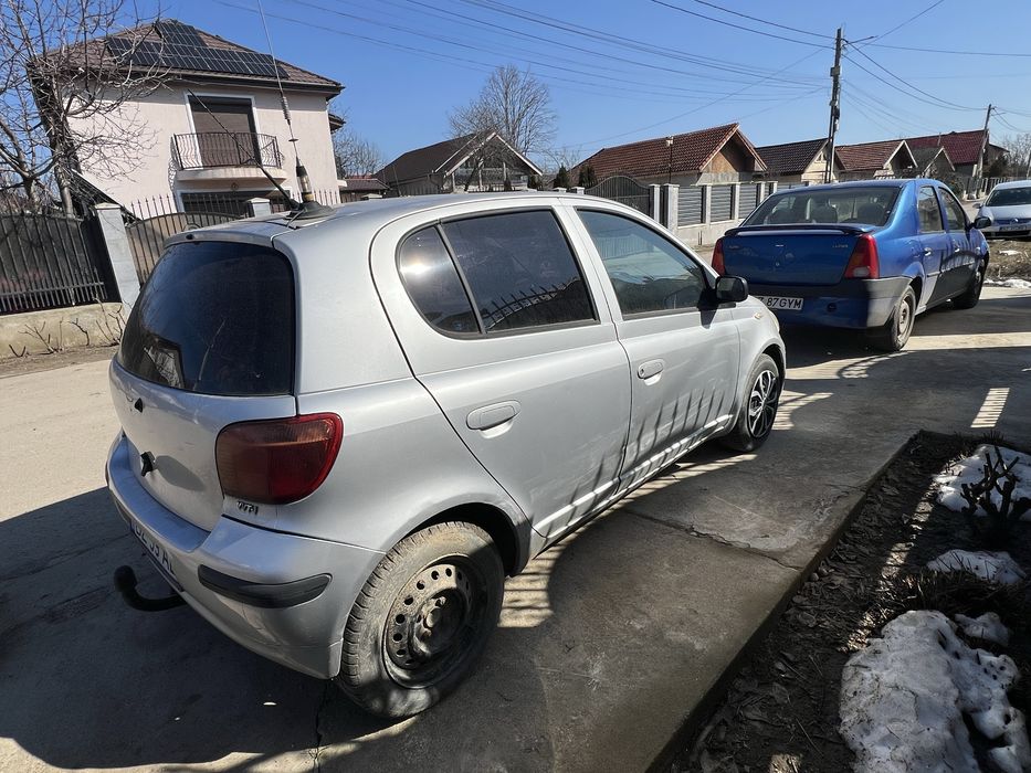TOYOTA Yaris 2004 — imagine 4