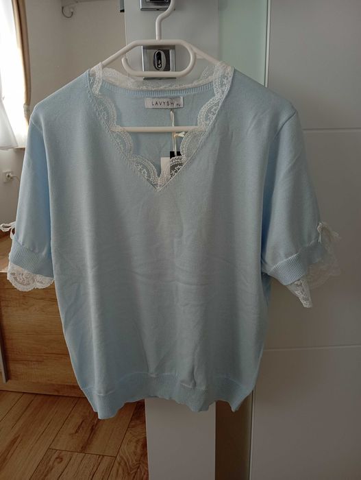 Блуза с къс ръкав