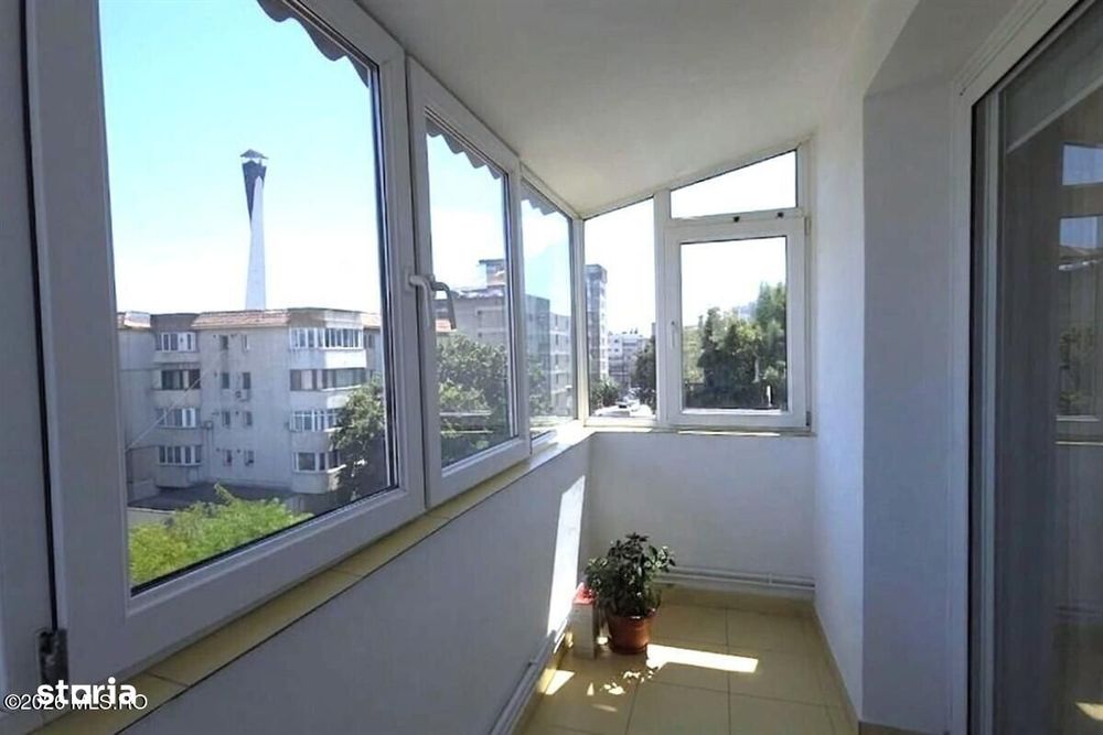 Far - Parc, 2 camere decomandate, 2 balcoane, 56 mp, centrala gaz!