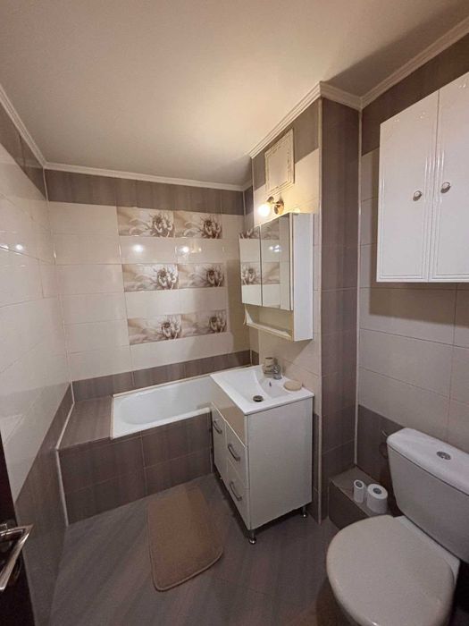 Închiriez apartament decomandat 2 camere decomandat Craiovita Noua