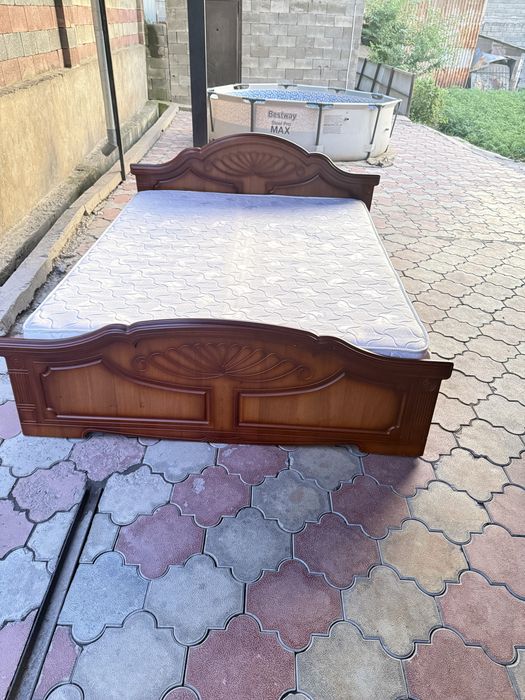 продам кровать.