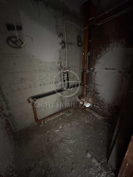 Реф. 2575 Двустаен с АКТ 14 / Остромила