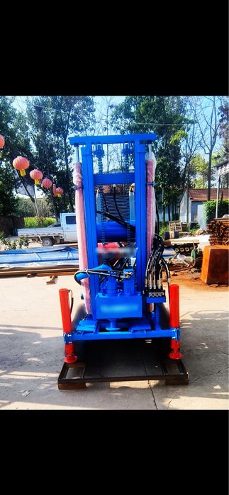 Masina foraj ,instalatie foraj ,foreza ,puturi ,utilaj pompa noroi