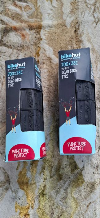 Anvelope/cauciucuri pliabile cursiera Bikehut 28" (700x28c), MTB Pirelli Scorpion XC M ProWall TR 29x2.20" si Schwalbe Racing Ralph 27.5x2.25" (650b)