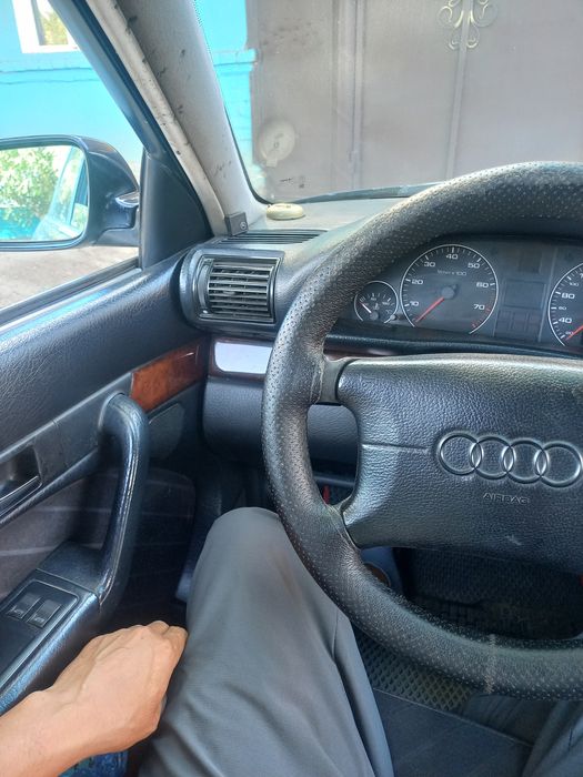 Ауди А6 универсал