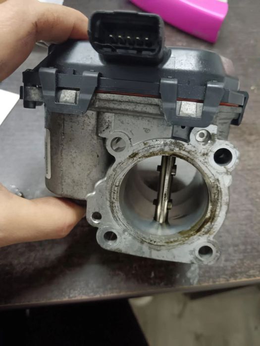 Clapeta Acceleratie Peugeot 308 1.6hdi, Ford Focus 3 1.6 tdci, Ecosport 1.5 TDCI 2019 9807238580