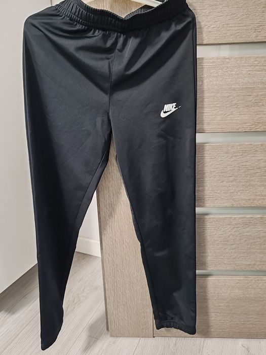 Trening Nike 8/9 ani baieti