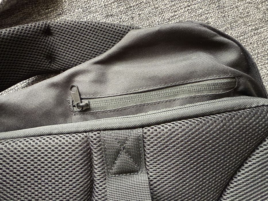 Раница против кражба Swiss Peak