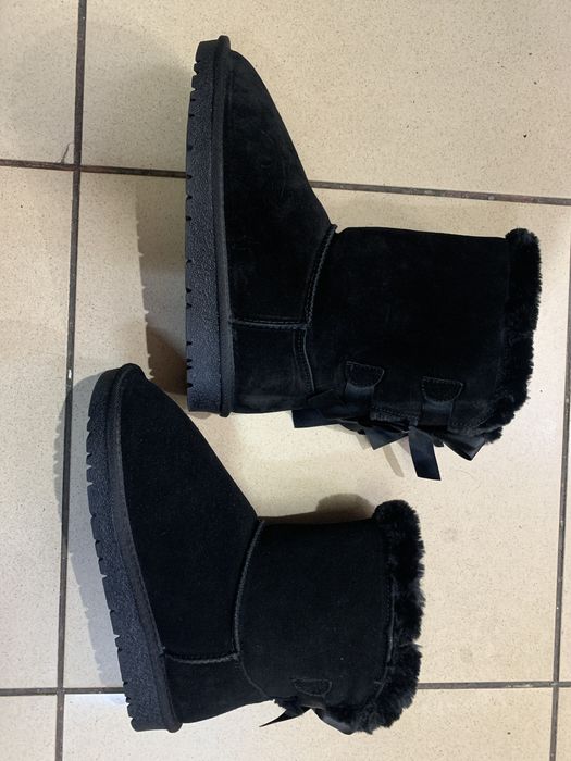 Ugg cizme din piele naturala