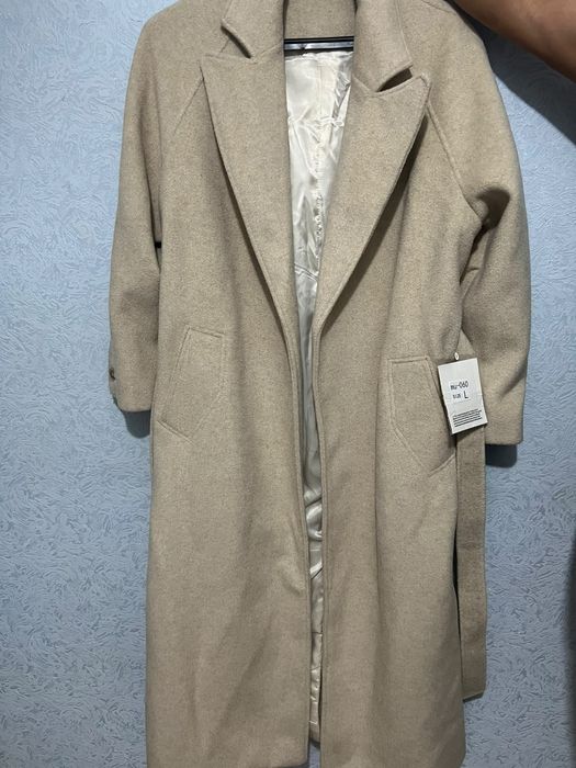 Продам Пальто женское