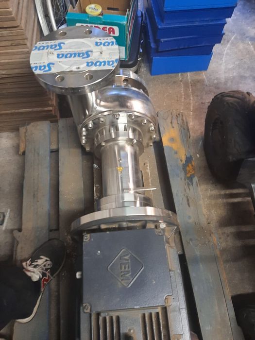 Pompa centrifuga apa, chimică, alimentara, farmaceutică, bauturi etc.