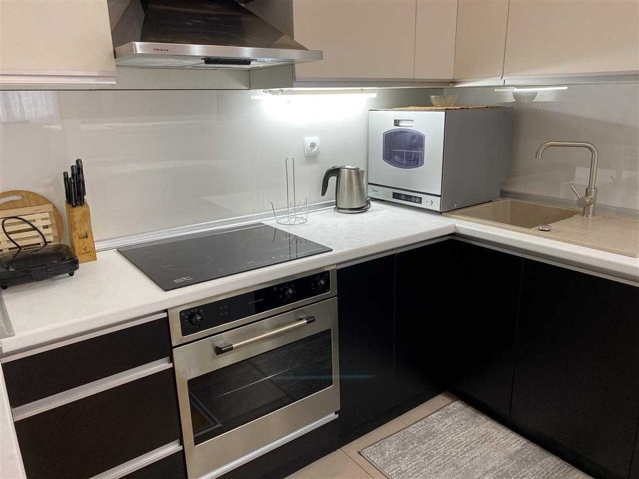 Дава се под наем Двустаен апартамент в София, Зона Б-5 - 70 кв.м за 663 € - Снимка #5