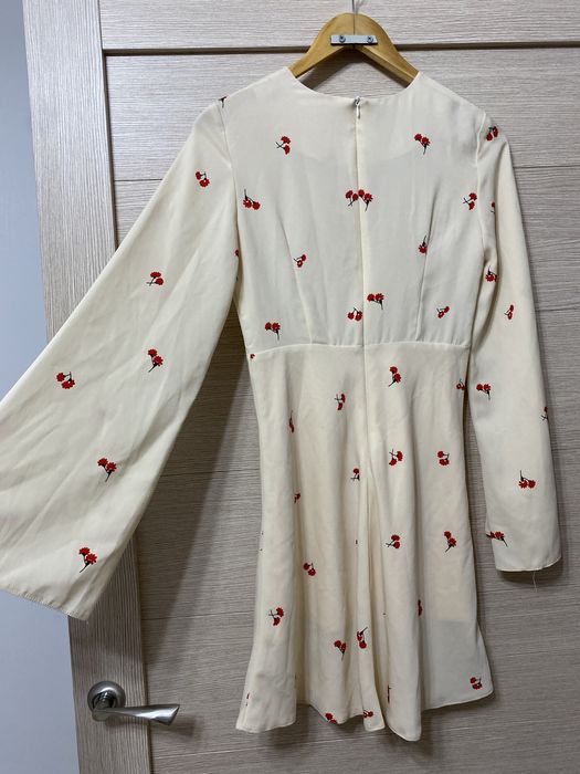 Женские платья новые