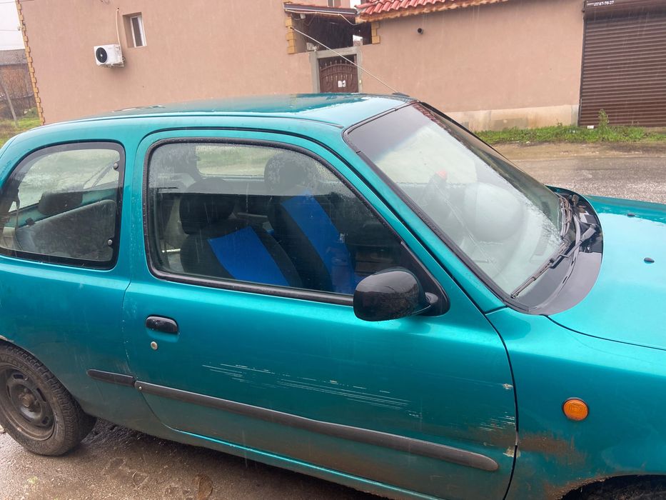 Продавам нисан микра