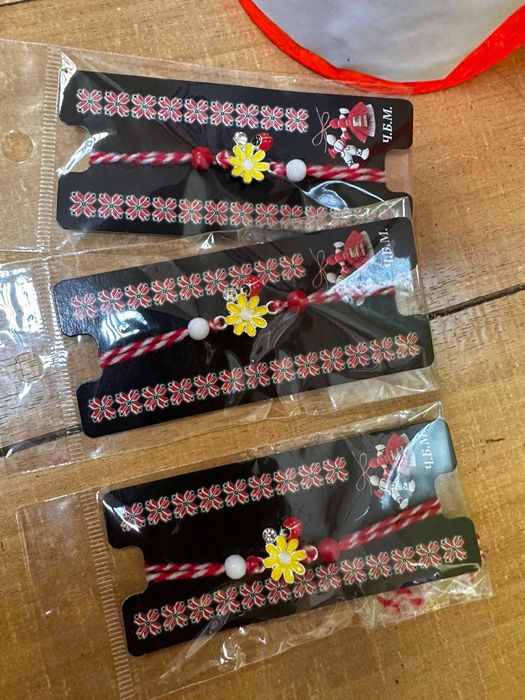 продавам мартеници