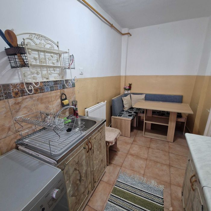 Garsoniera de inchiriat