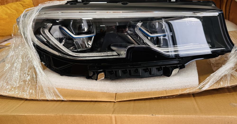 Far dreapta BMW G20/G21 Laserlight, cod 8496164-07, nou, original