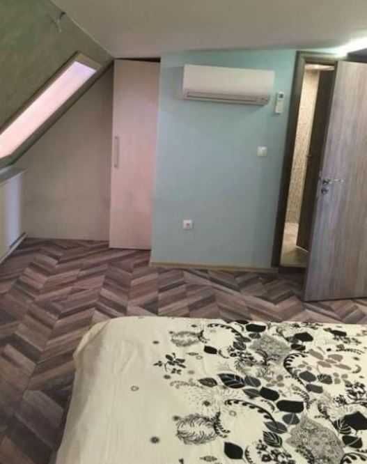 Дава се под наем Тристаен апартамент в София, Център - 63 кв.м за 550 € - Снимка #1