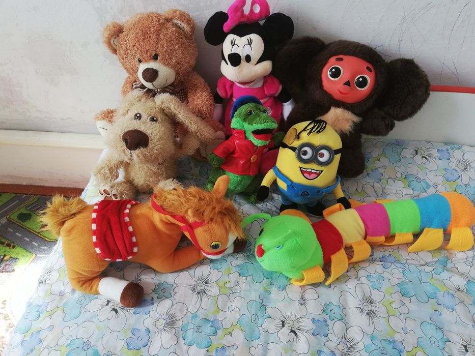 Продам детские мягкие игрушки