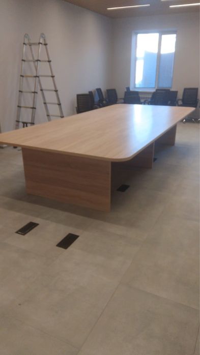 Чтол для конференции