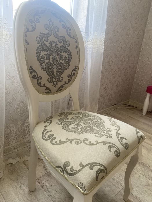 стол стулья  натуральное дерево