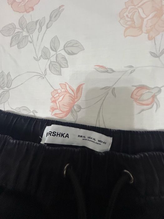 blugi bershka marimea xl