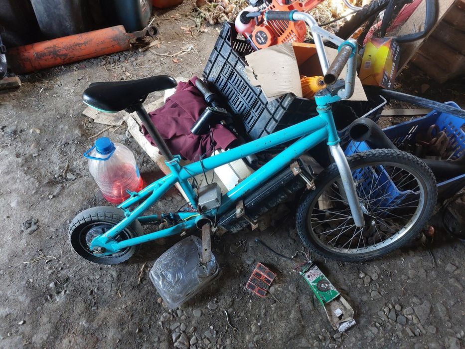 Vând bicicleta electrica