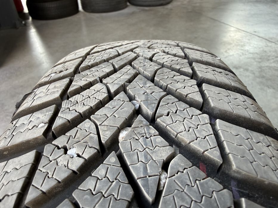 4бр. КАТО НОВИ Зимни Гуми 165/70R/14 -SEMPERIT- DOT:3525+4123- 8.2мм+6.1мм.