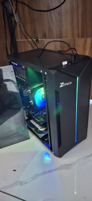 Intel i5-2400     ui