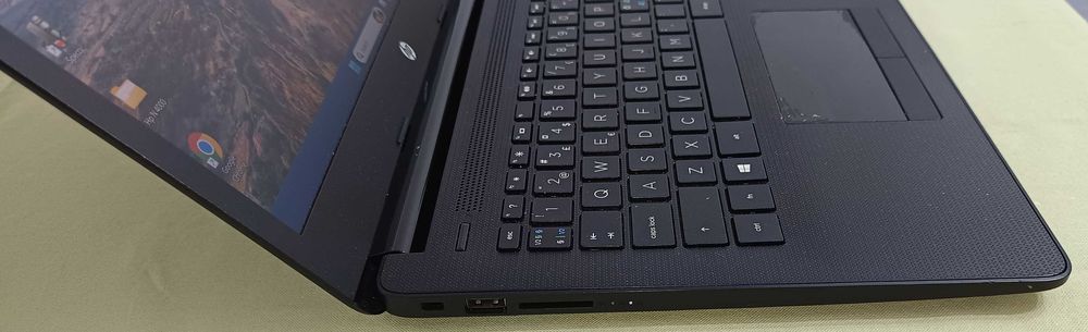 Laptop HP Notebook 240 G7 Intel Gen 7 Ram 8Gb ddr4 SSD 14 inch Full HD Windows 11