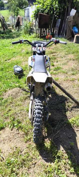 Vând motocicleta alfarad t5