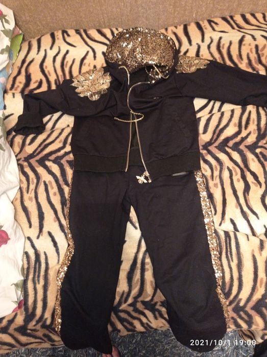 Разная одежда на девочку