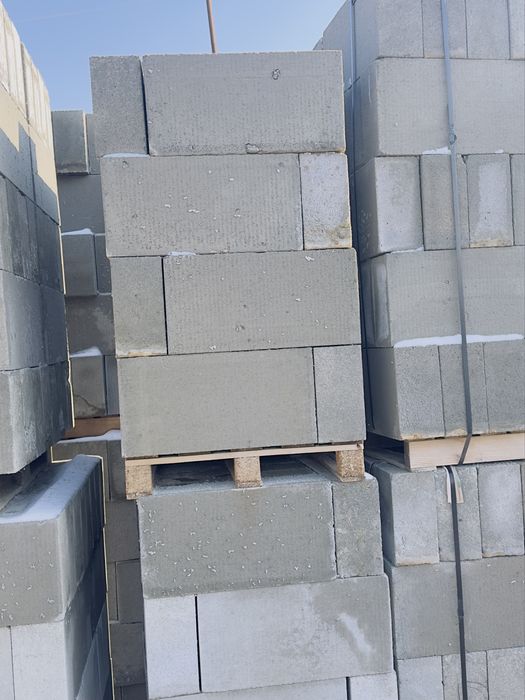 Шлакоблок ва газаблок курилиш махсулотлари.
