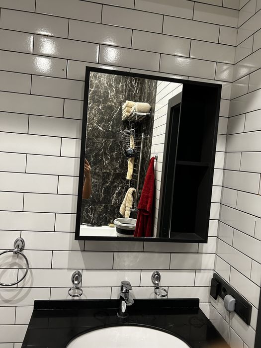 Шкаф в ванну с зеркалом