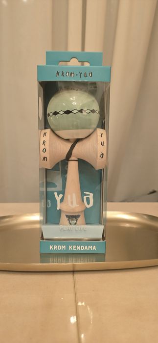 Kendama KROM YUA (NOUA in cutie)